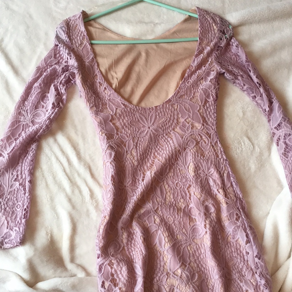 Dress - Picture 3 of 4